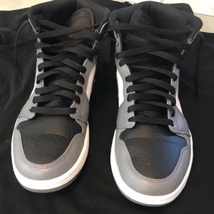 Men’s Jordan 1 Retro Rare Air Cool Grey Size 11